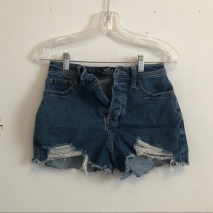Women’s hollister jean shorts size 3